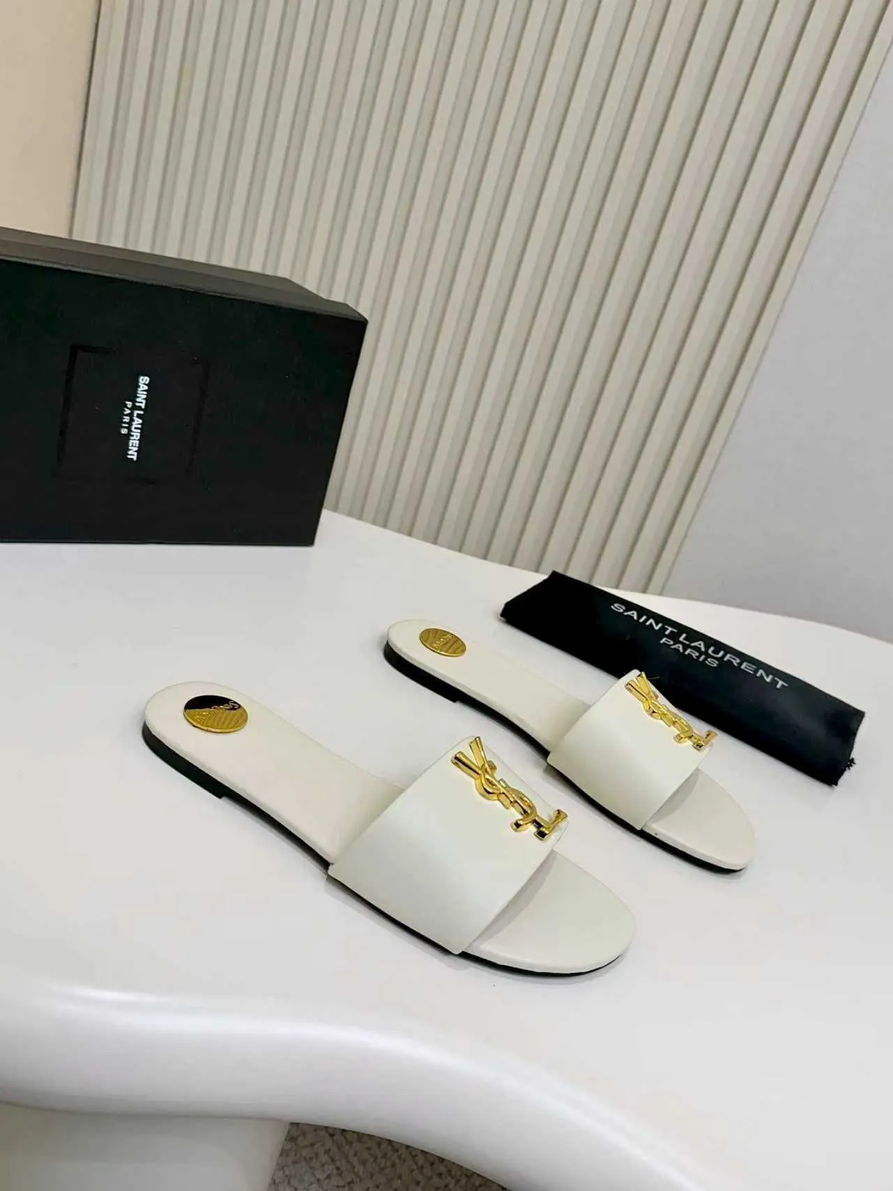 👟👟Ex-factory price 340👟👟 Genuine leather sole +40 YSL new model, upper cowhide leather lining sheepskin, size 35-44, rubber sole, genuine leather sole +40